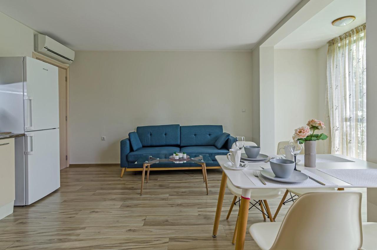 Garden Palace Apartment Varna Exterior photo